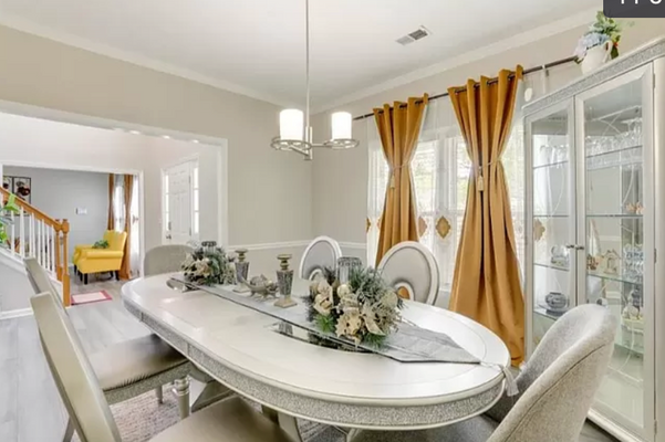 Woodstone Dr listing photo