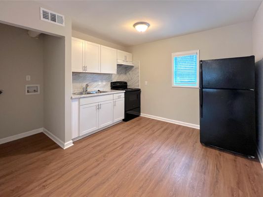 Gresham Park Dr, Marietta, GA listing photo