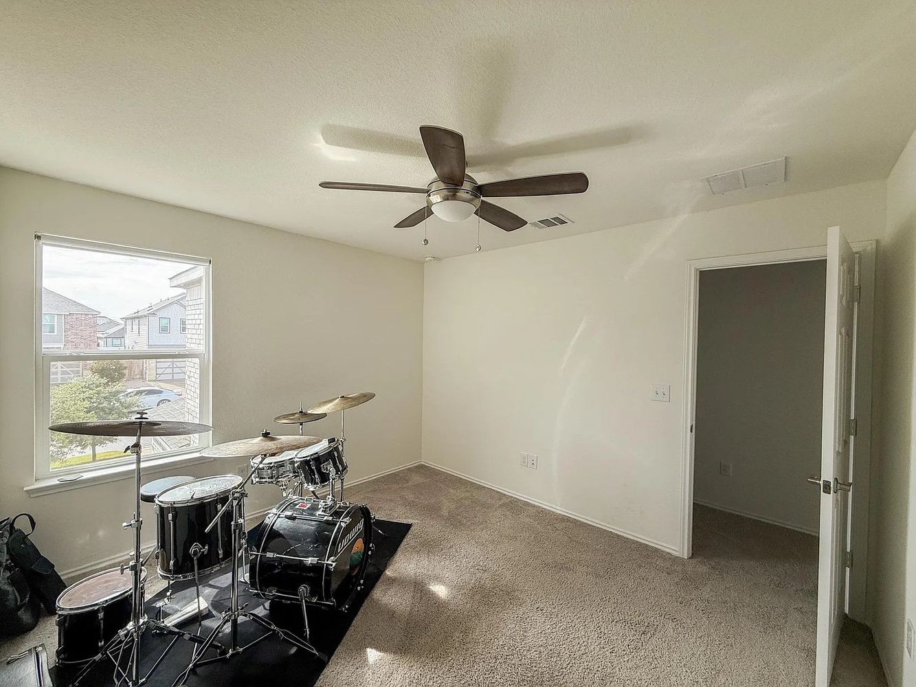 Conestoga Wagon Way, Del Valle TX 78617 on Alcove
