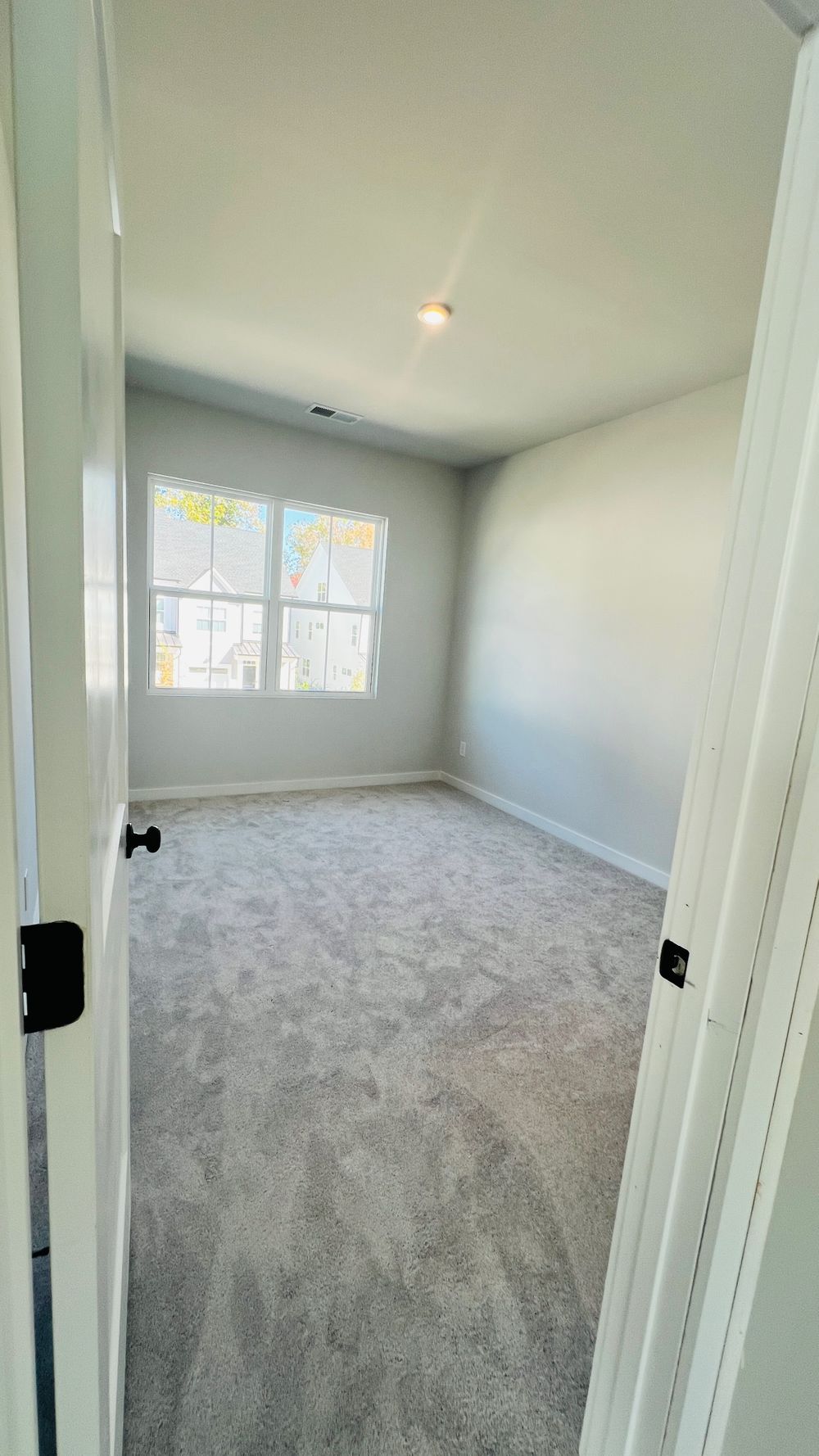 Co-living rooms at Munsing Dr, Charlotte NC 28269 on Alcove