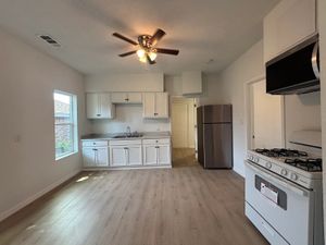 Leath St, Dallas TX 75212 on Alcove