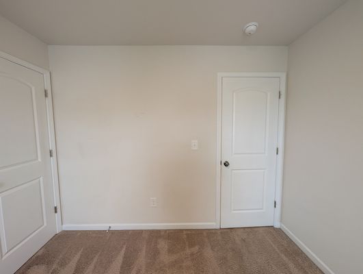 Eastcott Ave listing photo