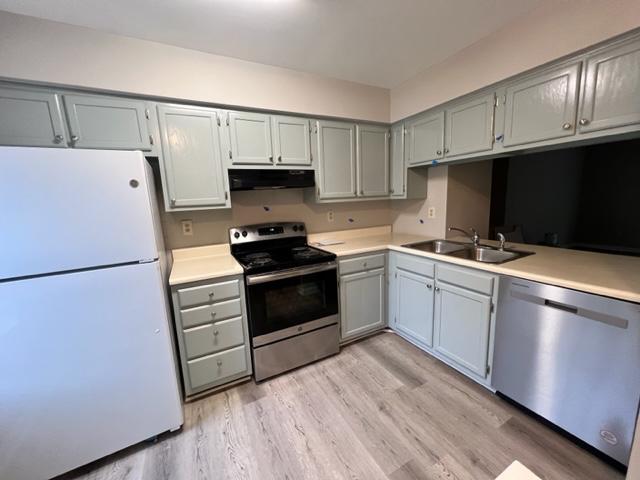 Lex Dr, Charlotte 28262 on Alcove