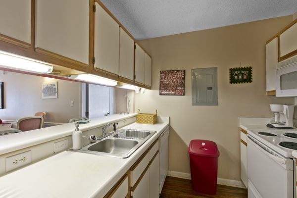 University Ct, Raleigh, NC listing photo