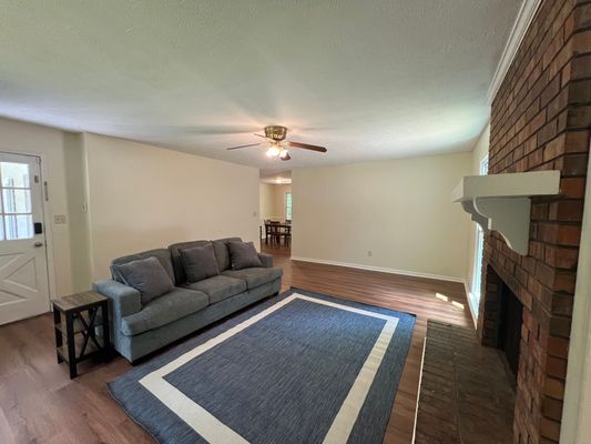 Hillboro Cir Sw listing photo