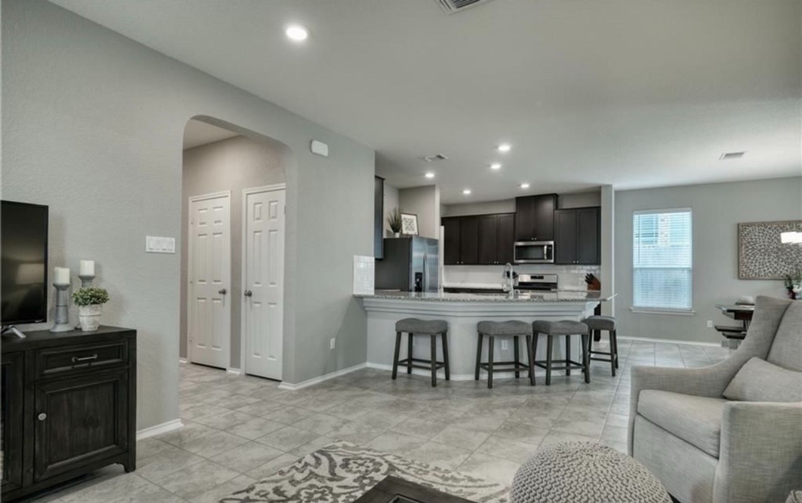 Muenster Dr, Hutto TX 78634 on Alcove
